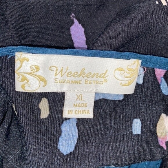 Weekend by Suzanne Betro floral top size XLarge - Picture 3 of 3
